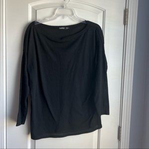 Boohoo black top